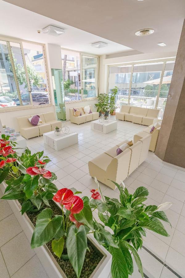 Hotel Confort ريميني المظهر الخارجي الصورة